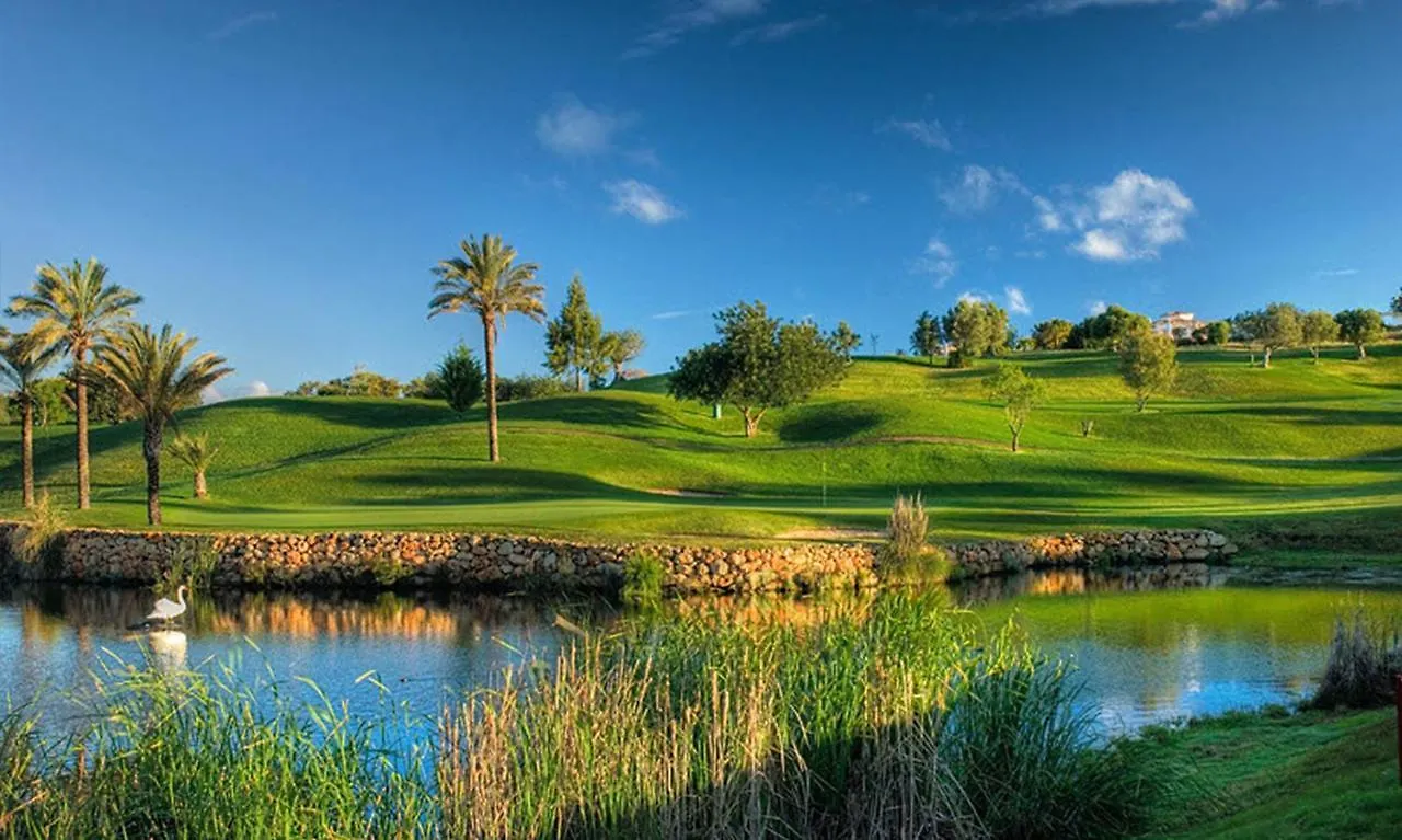Carvoeiro Mountain View Villa with Private Pool